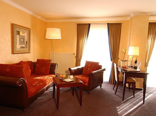 Hotel Ambiente Трир Номер фото